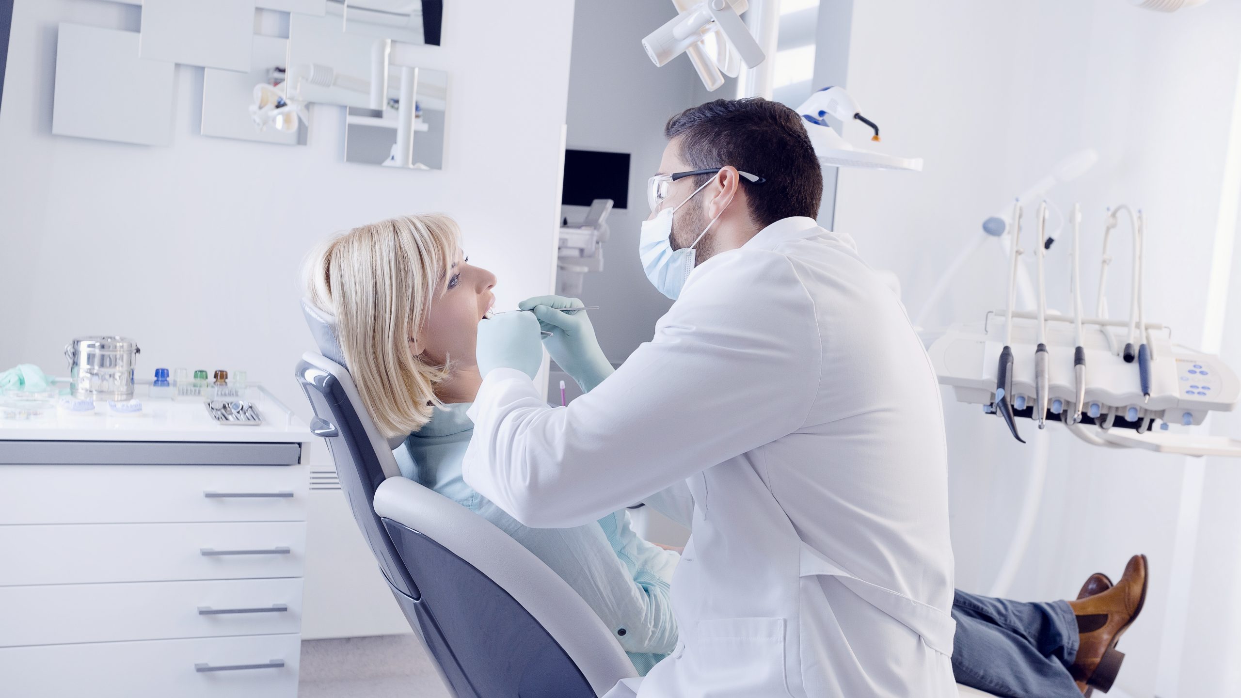 Dentist in Panorama City, CA